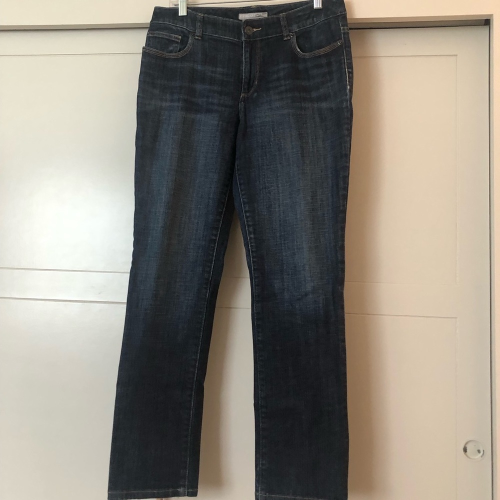 Chico’s Platinum women’s jeans, sz 6 (Chicos sz .5), short, straight leg
